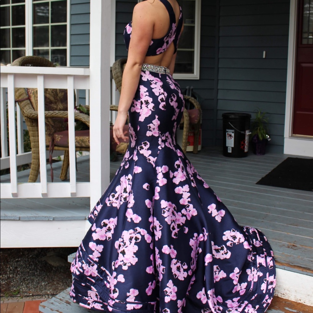 Mermaid style prom dress